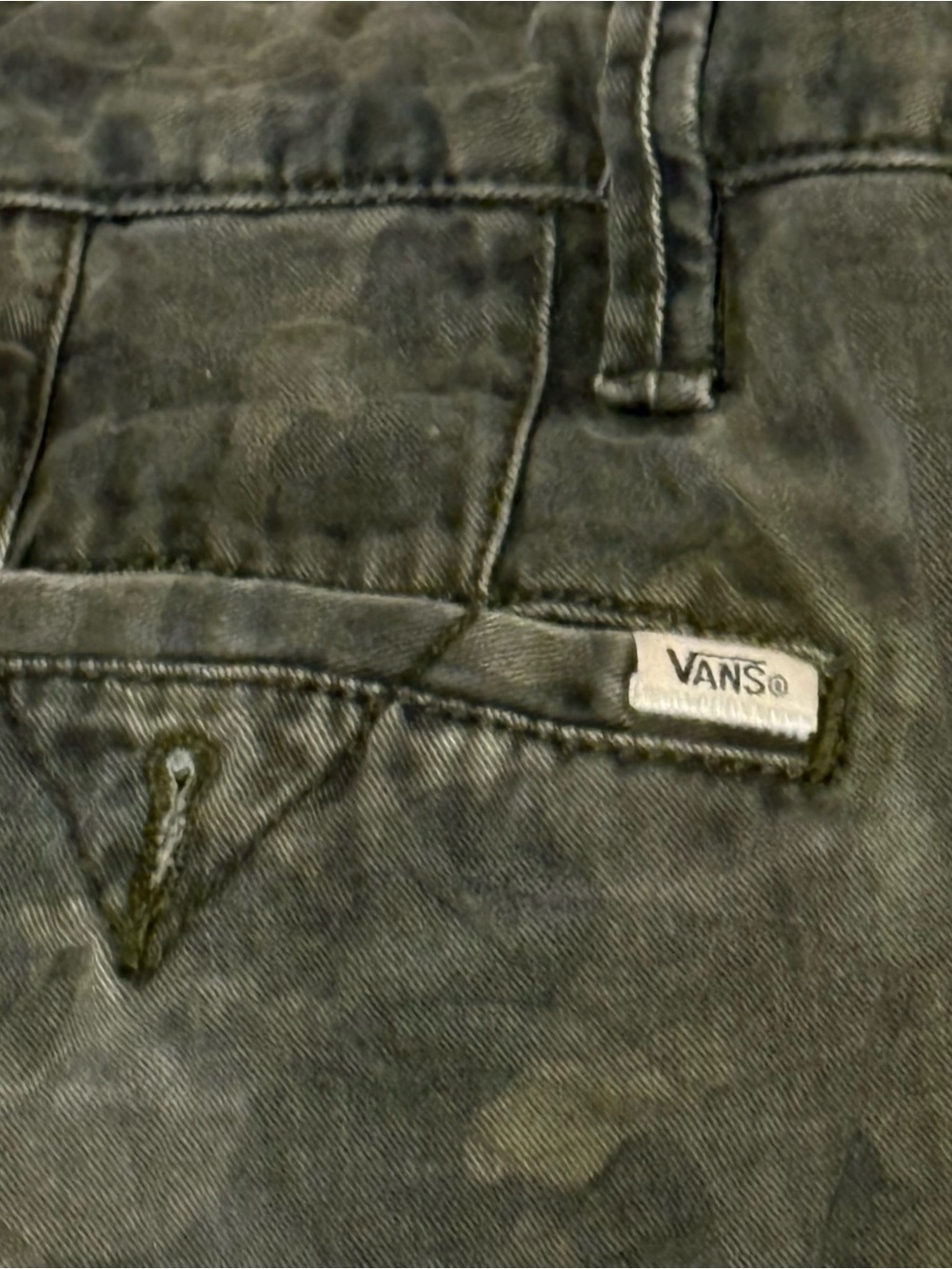 Vintage Vans Camo Classic Standard Fit Pants – Men’s 28